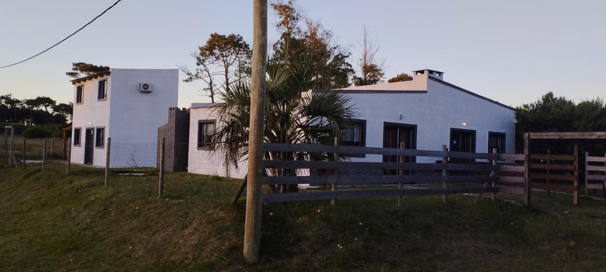 Solar De La Viuda Villa Punta Del Diablo Exterior photo